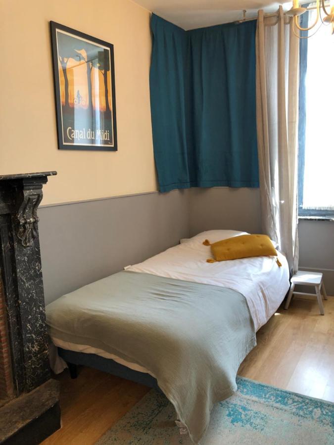 Bed and Breakfast L'Oiseau Bleu ROLLIER à Roubia Extérieur photo